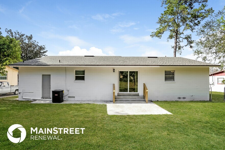 Building Photo - 142 Capella Rd