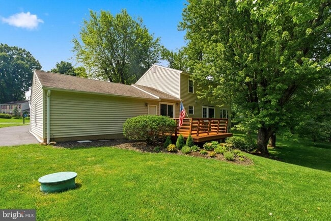 Building Photo - 11414 Bronzedale Dr