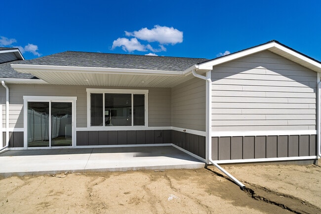 Building Photo - 5923 Little River Loop