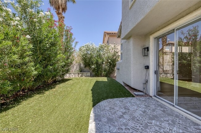 Building Photo - 1838 Thunder Mountain Dr