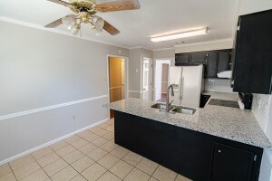 Building Photo - 123 Moss Creek Dr