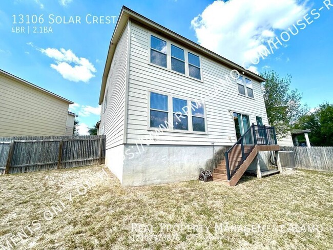 Building Photo - **MOVE IN SPECIAL** 4 Bedroom 2.5 Bath Hom...