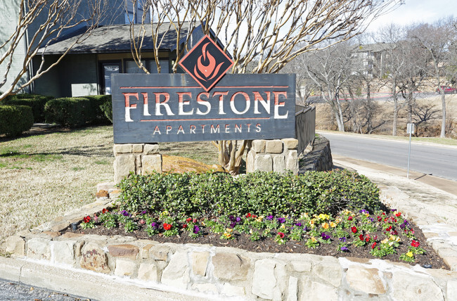 Building Photo - Westdale Hills Firestone