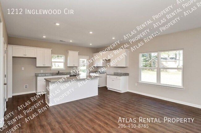 Building Photo - 1212 Inglewood Cir