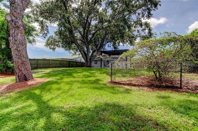 Building Photo - 12529 Mondragon Dr