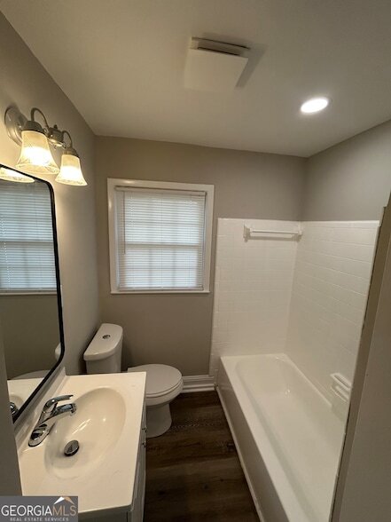 Building Photo - 261 Palms Ln SW