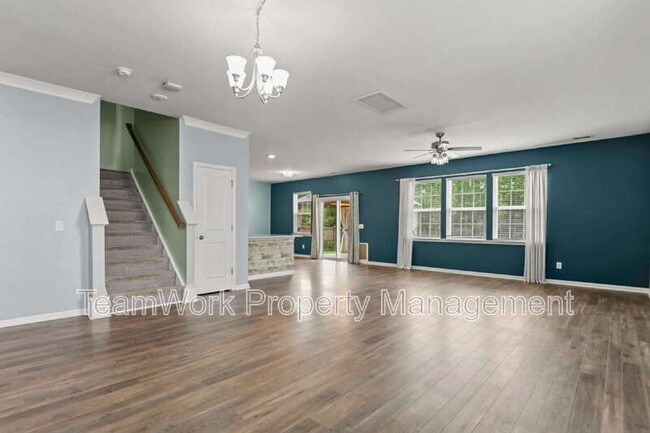 Building Photo - 126 Daniels Creek Cir