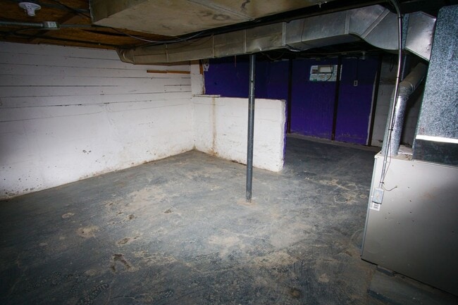 Building Photo - 3 Bedroom Spacious Kenosha Townhouse