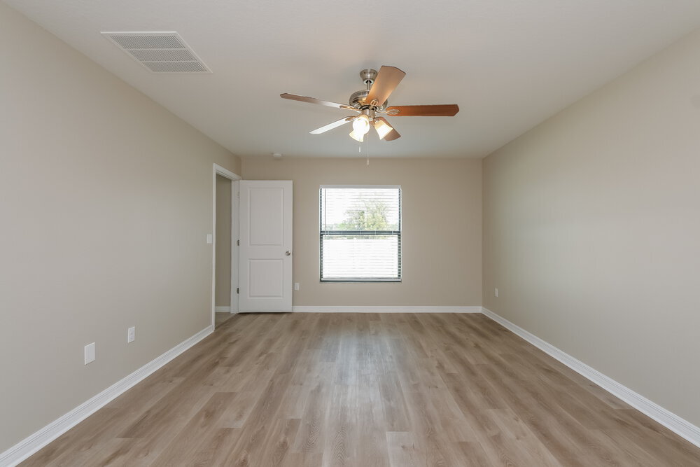 Building Photo - 11220 Leland Groves Dr