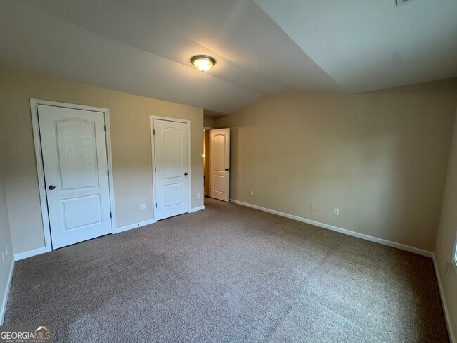 Building Photo - 1455 Blackstone Way