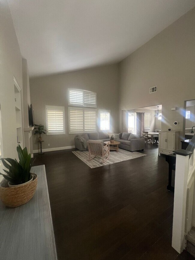 Building Photo - Welcome Home to Your Temecula Retreat!