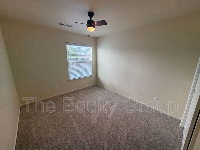 Building Photo - 1155 Meadow Ave