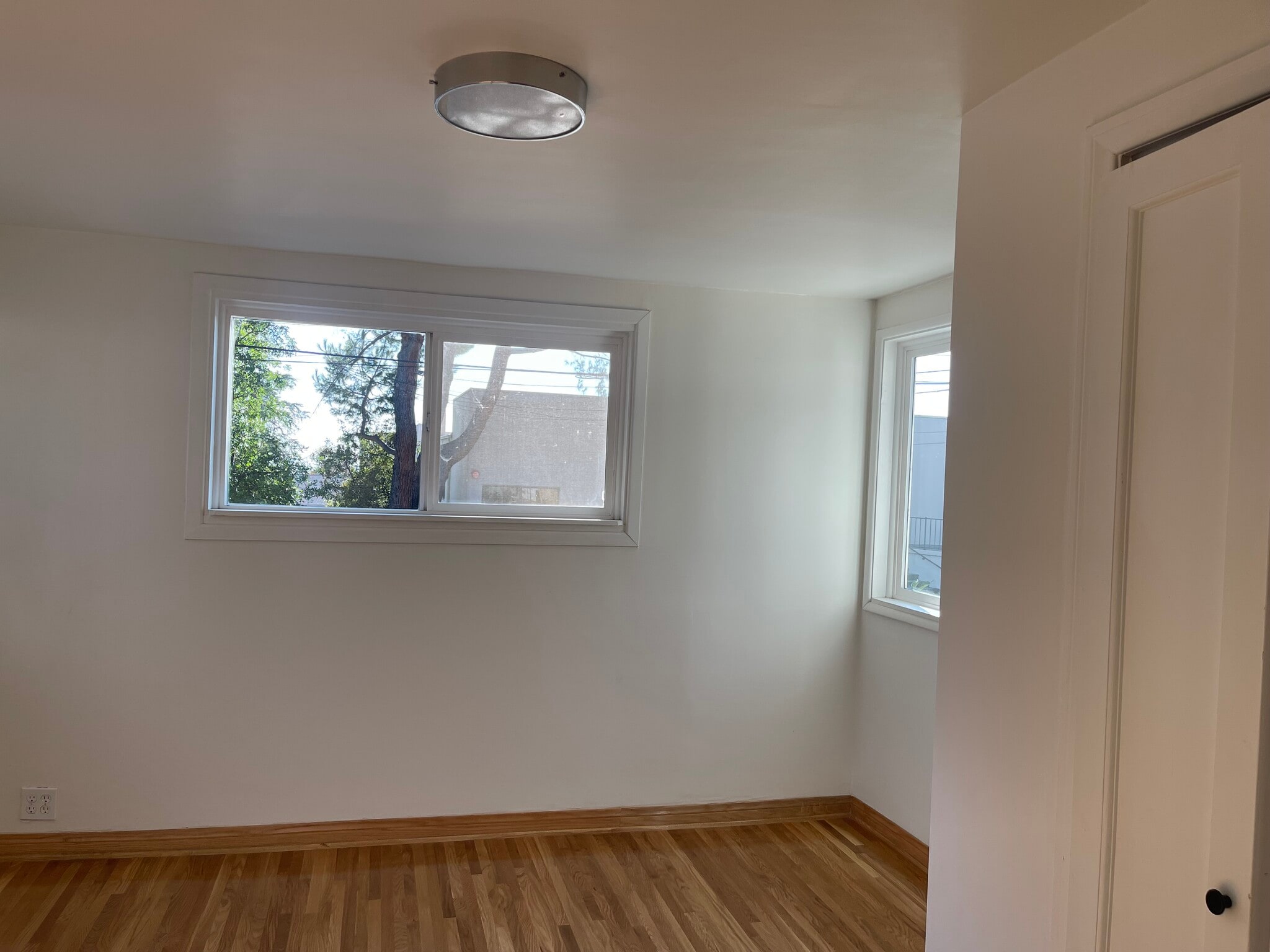 Bedroom 2 - 147 N Baldwin Ave