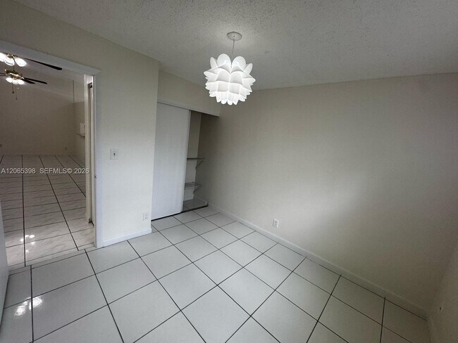 Building Photo - 8848 NW 76th Ct