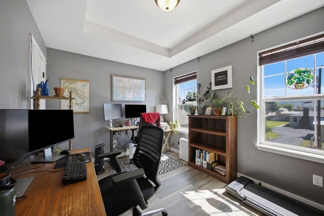 Building Photo - Two Bedroom Condominium located in Central Missoula