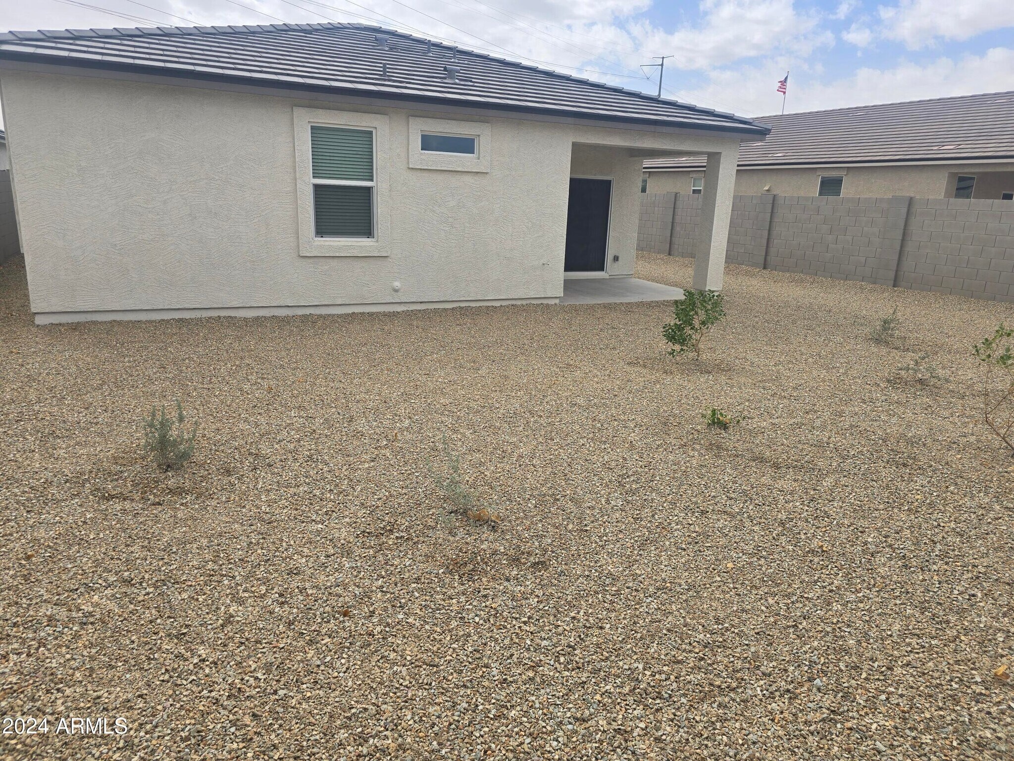 Building Photo - 24050 W Flores Dr