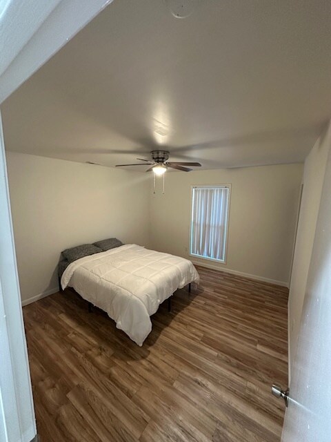 Building Photo - 386 S Converse St