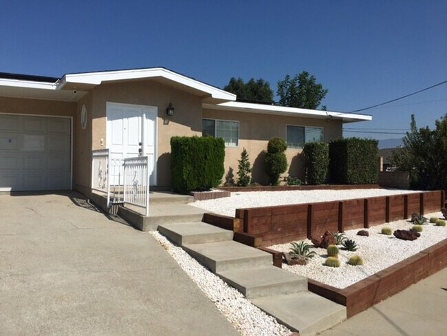 Building Photo - Very nice 3 bedroom, 2 bath Monterey Park ...