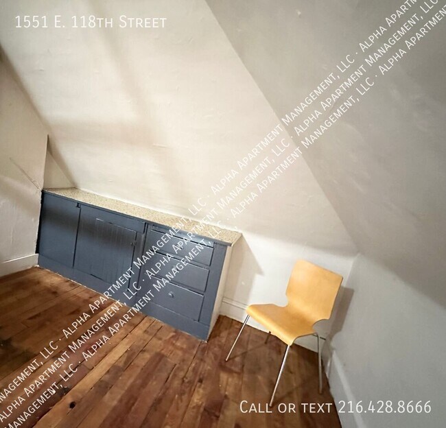 Building Photo - 1551 E 118th St