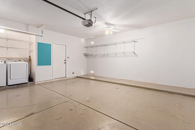 Building Photo - 4049 E Melinda Ln