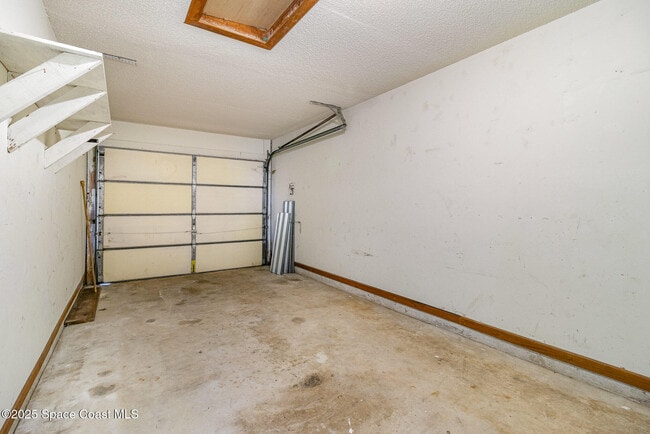 Building Photo - 1645 Mason Terrace