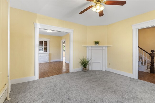 Building Photo - 12 Folger Ave