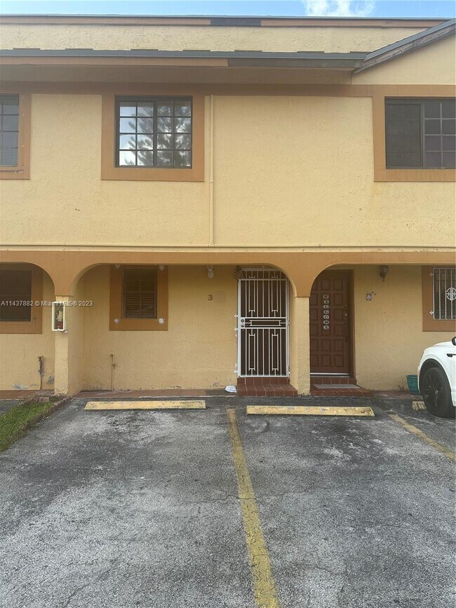 Primary Photo - 12045 SW 18th St
