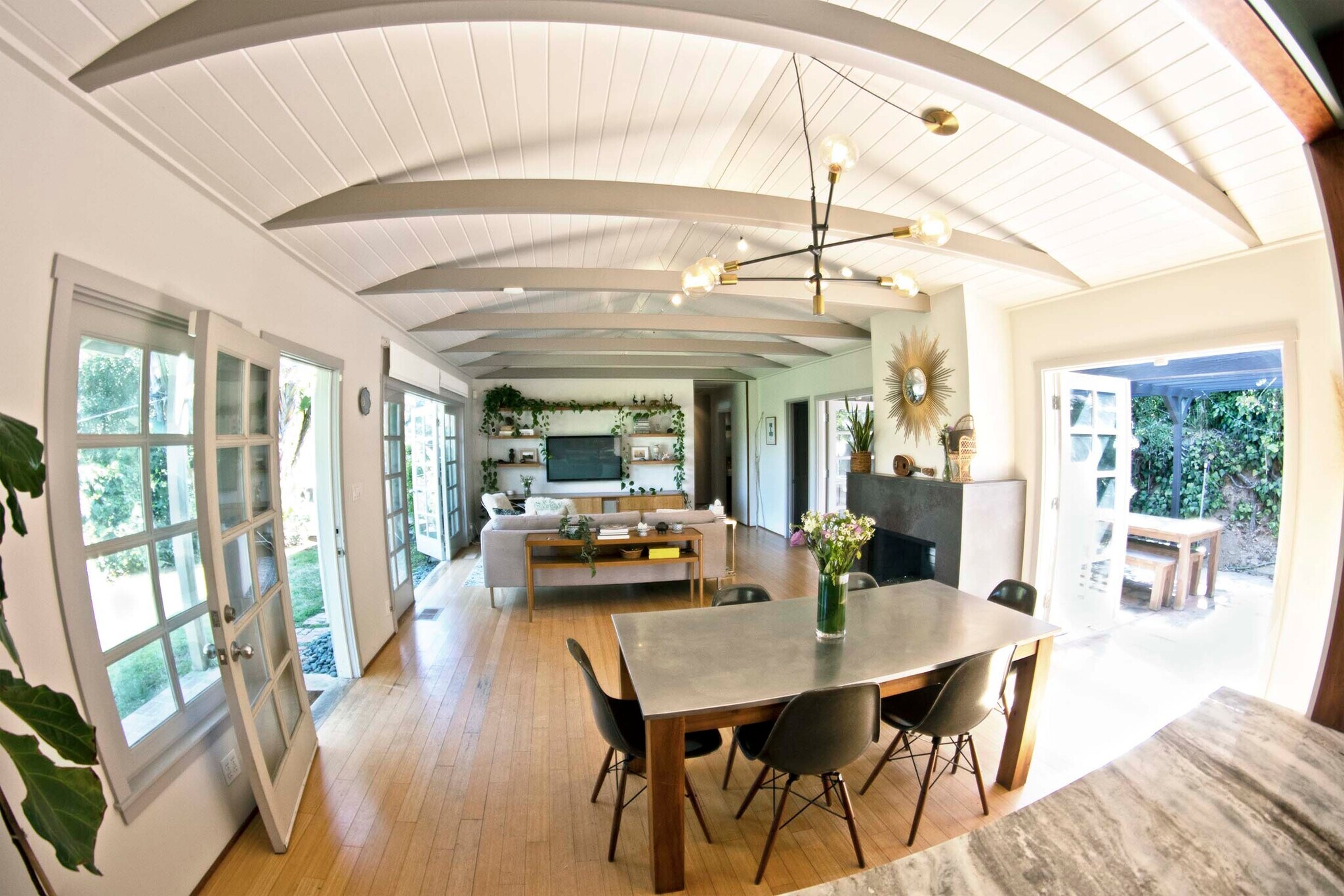 Building Photo - 8618 Appian Way
