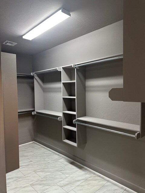 Building Photo - 17337 Sparrowhawk Ln