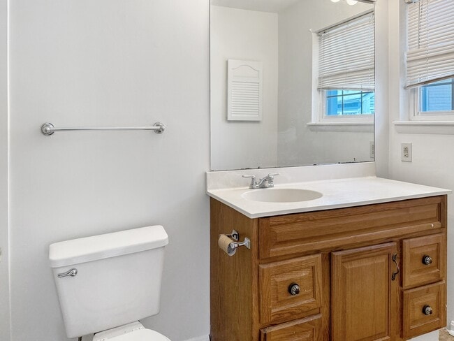 Building Photo - 132 Meadow Ridge Rd