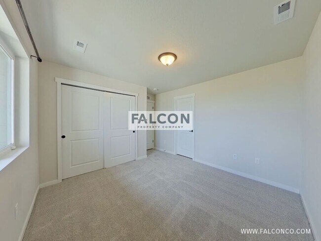Building Photo - 6367 Jovial Pl