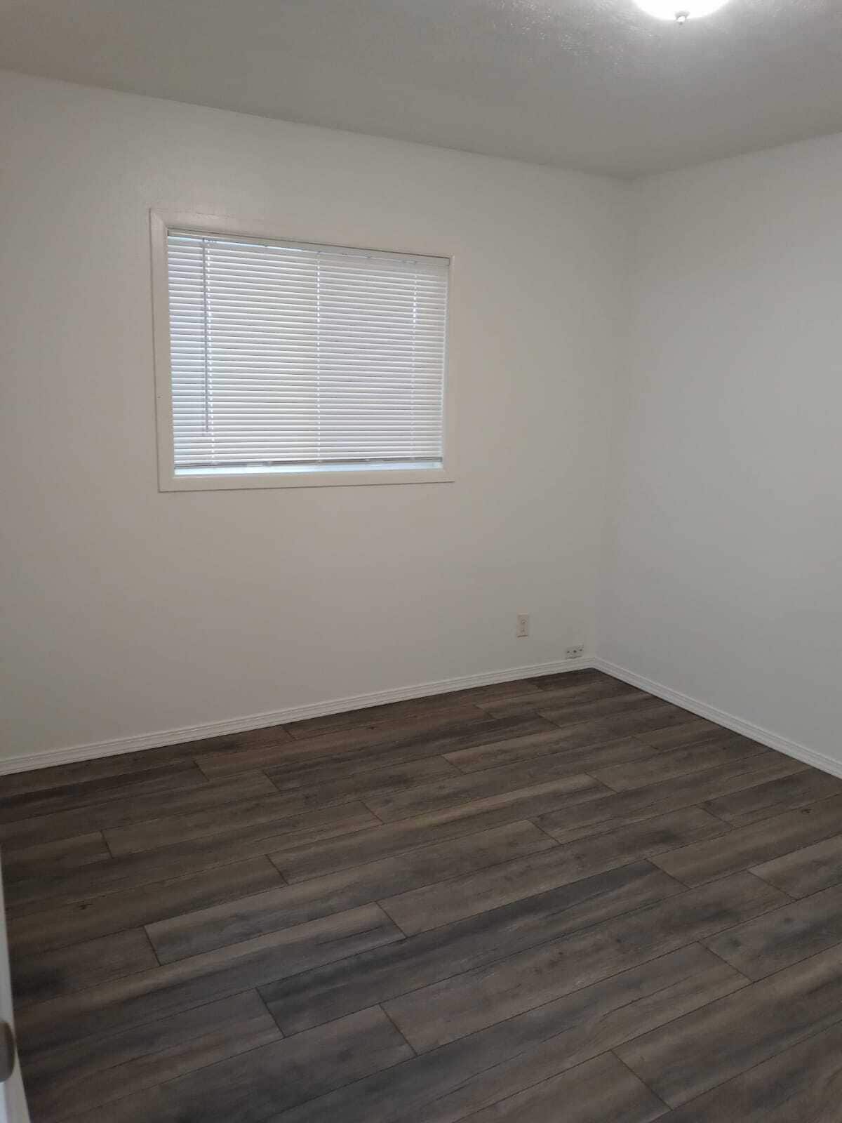 Building Photo - 1712 E Cataldo Ave