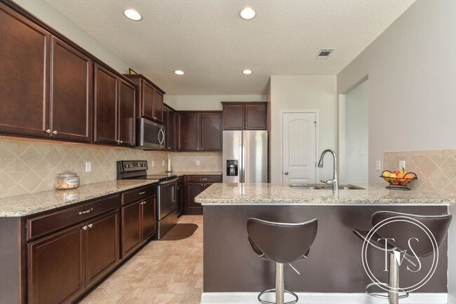 Building Photo - 1095 Marne Blvd