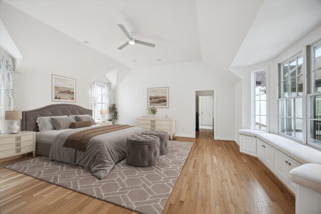 Building Photo - 2117 Chilton Rd