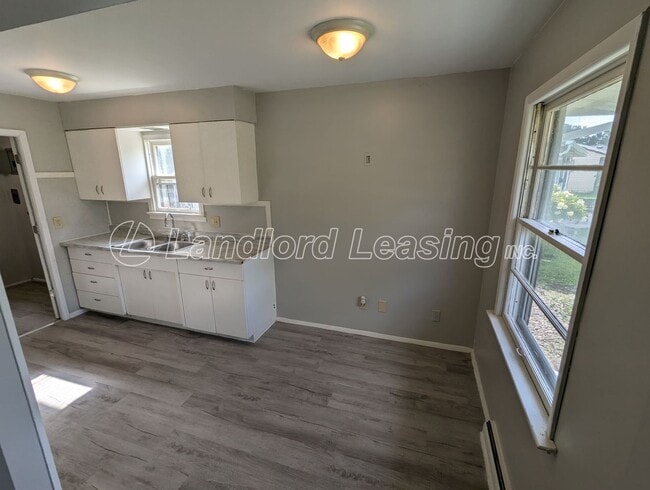 Building Photo - Charming Updated Ranch with Fenced Yard in...