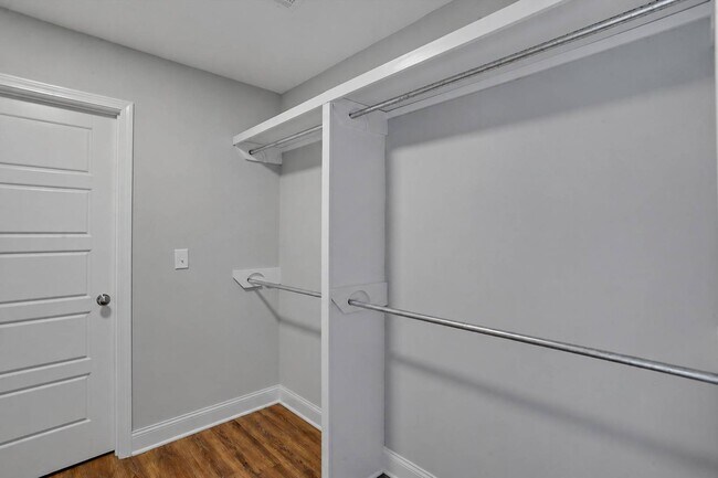 Building Photo - 577 Patrick Farms Dr