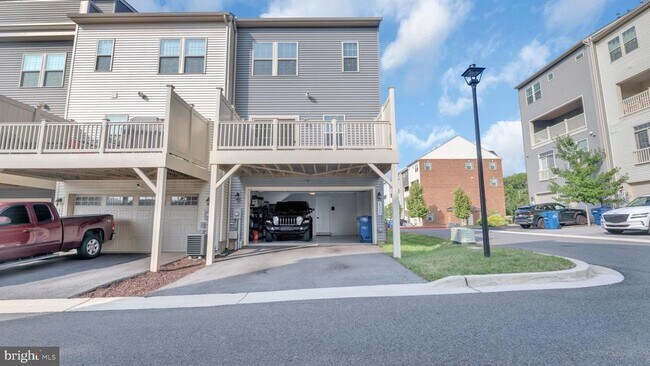 Building Photo - 8300 Thomas Proctor Dr