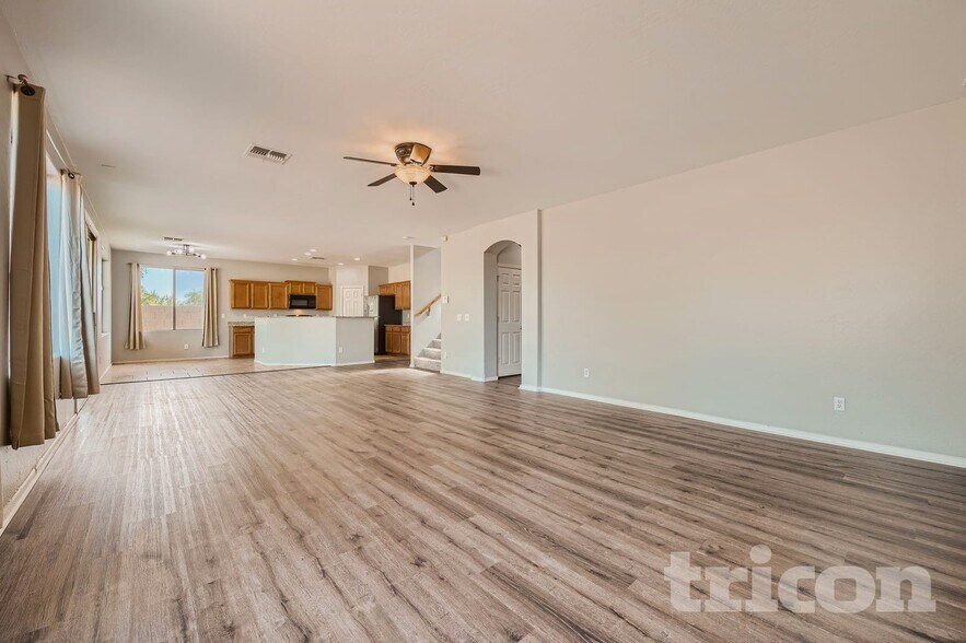 Building Photo - 6808 S 57th Ave