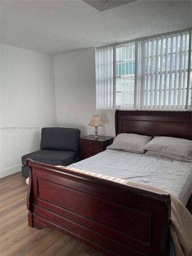 Building Photo - 3801 S Ocean Blvd