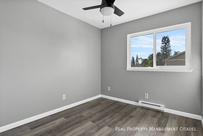 Building Photo - 11104 Grant Way