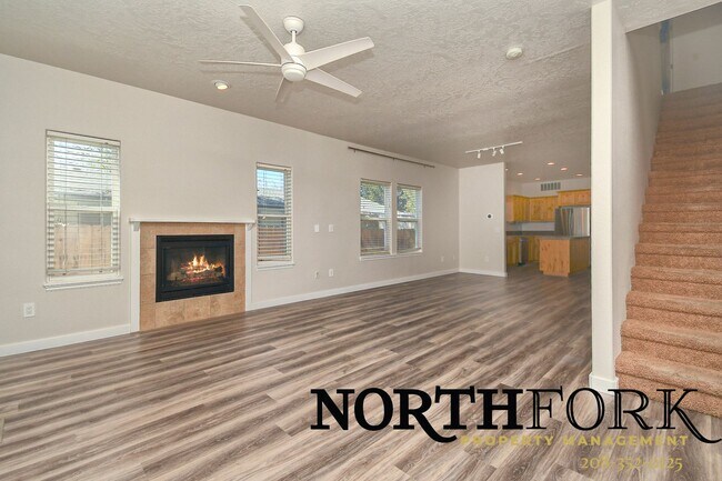 Building Photo - Fantastic Central Boise Home