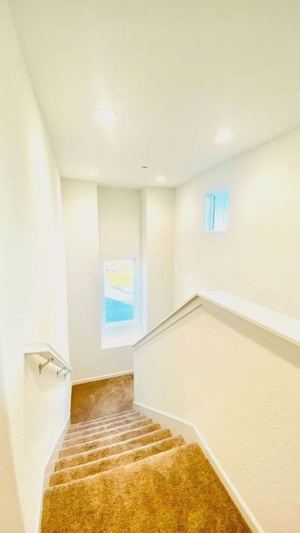 Building Photo - Beautiful Two Story Home in the Olivewood ...