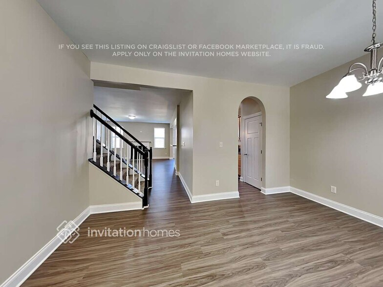 Building Photo - 60 Crest Cir