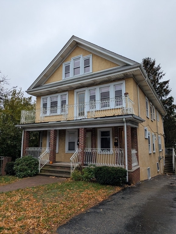 Building Photo - 378 Fellsway W