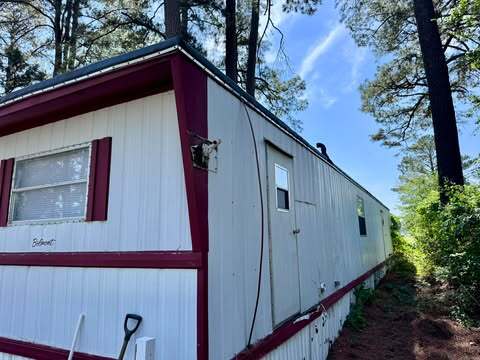 Building Photo - Bentwood Mobile Home Park