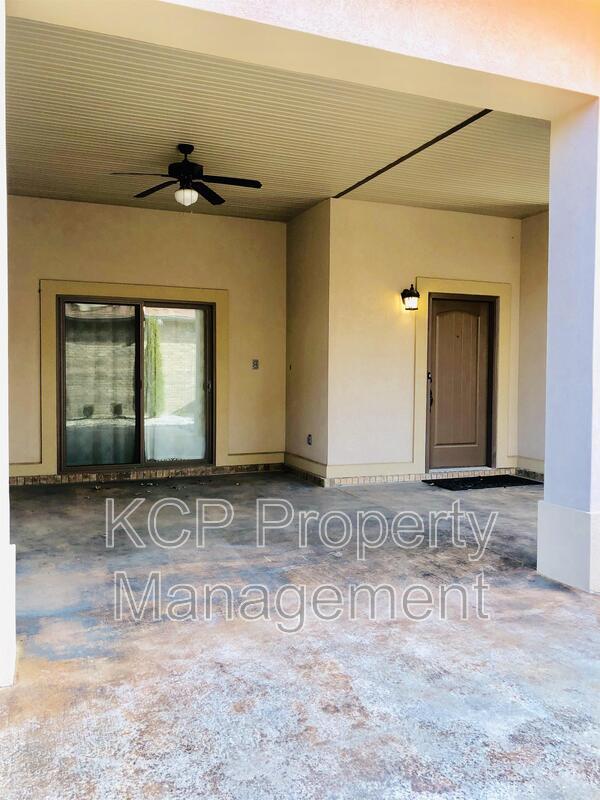 Building Photo - 8105 Cisterna Way