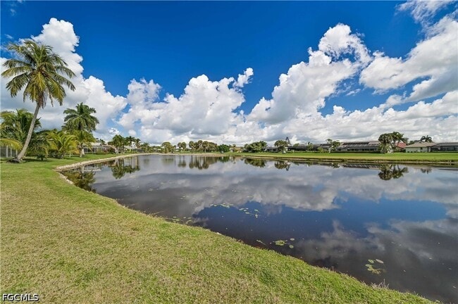 Building Photo - 28503 La Pluma Way