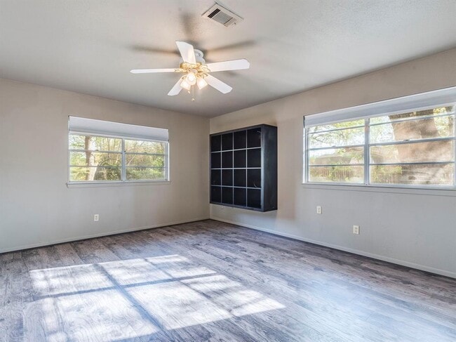 Building Photo - 10606 Macmora Rd