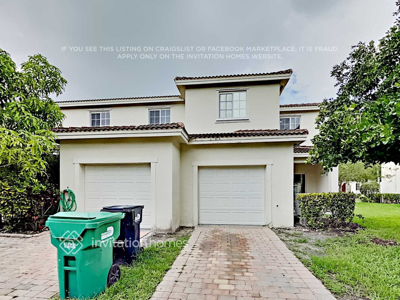 Building Photo - 27407 SW 143rd Ave