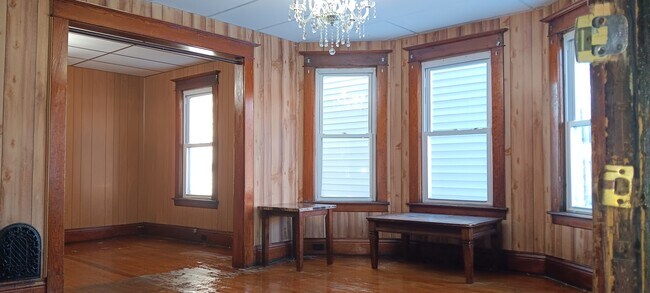 living room - 307 Church St